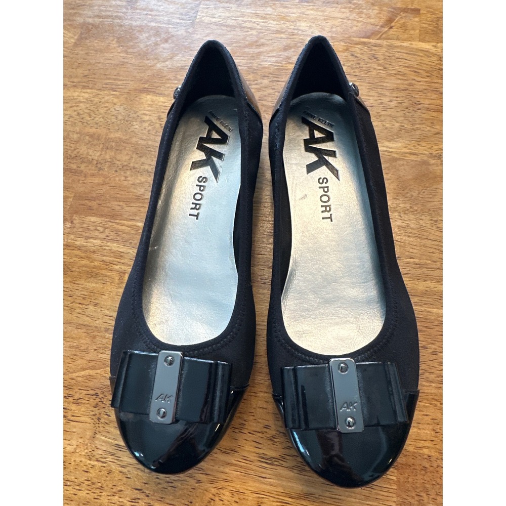 Anne Klein AK Sport Akaricia Black Patent Bow Ballet Flats Shoes Womens 6.5M